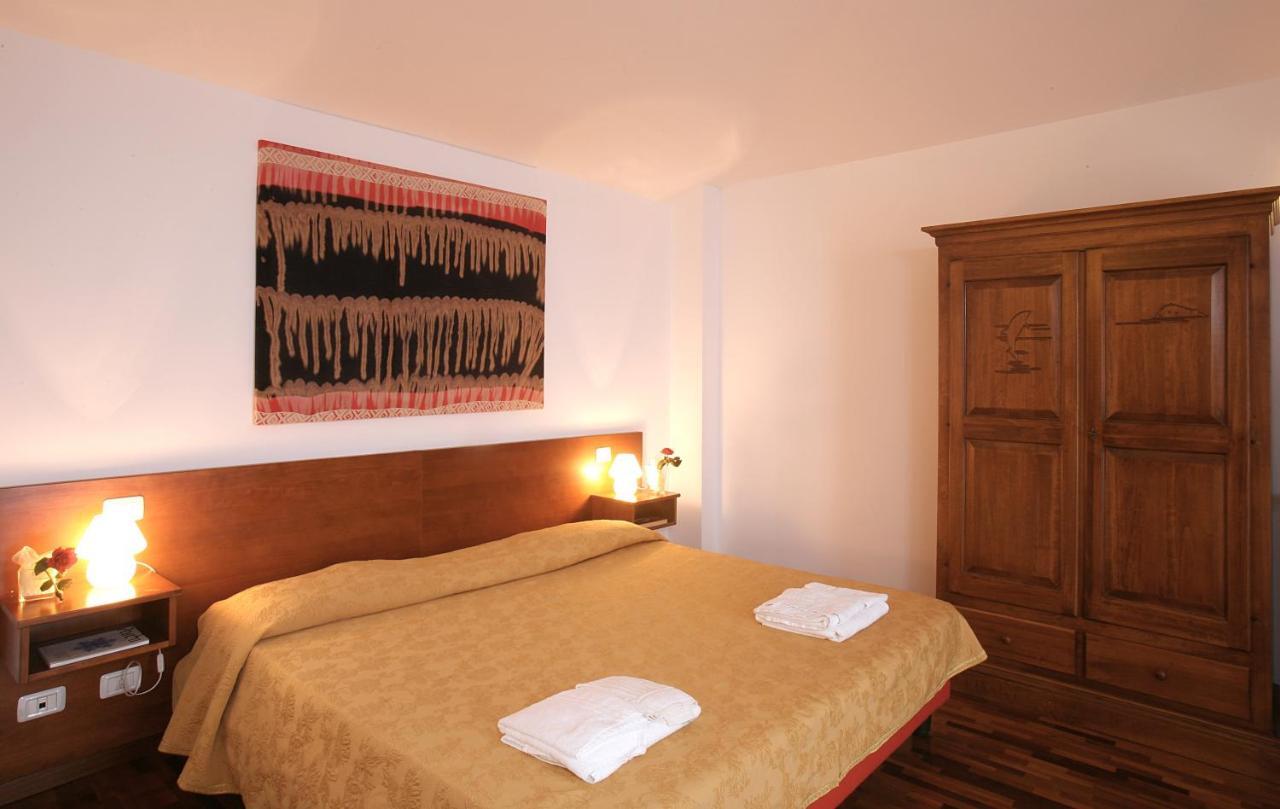 Residence Borgo San Sebastiano Bergeggi Quarto foto
